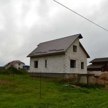 Возведение новой крыши дома в д. Аксаковщина 